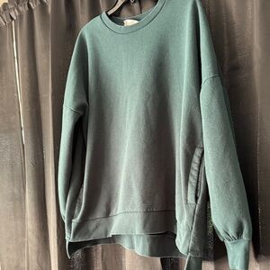 Zenana Outfitters Green Sweater